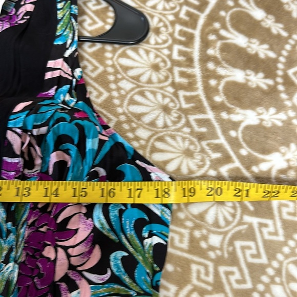 NWT Nicole Miller Floral Colorful sleeveless Dress - Picture 6 of 9